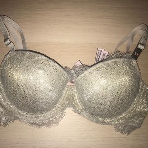 Victoria’s Secret Bra